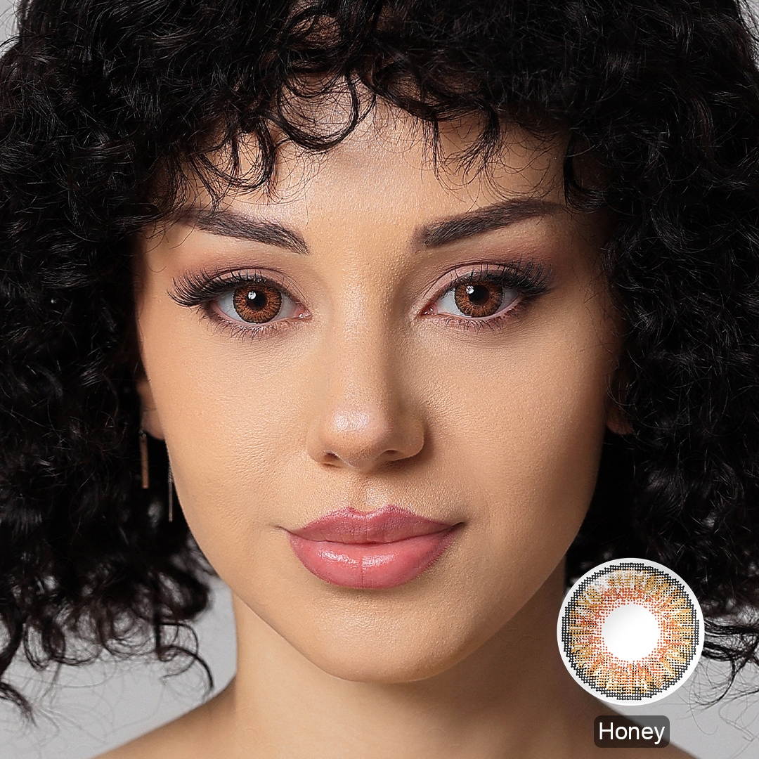 Colored Contact Lens 3